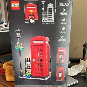 LEGO Red Telephone Box - 21347